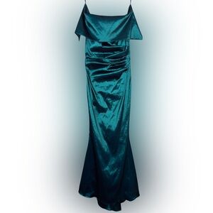 Vince Camuto Teal Off the Shoulder Taffeta Mermaid Train Formal Evening Dress 6